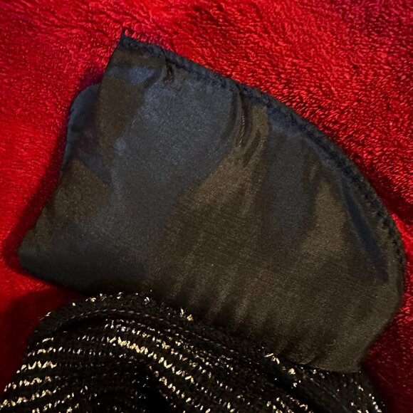 Truly Vintage gold and black sweater top or dress in plus size diamond pattern - Picture 4 of 7